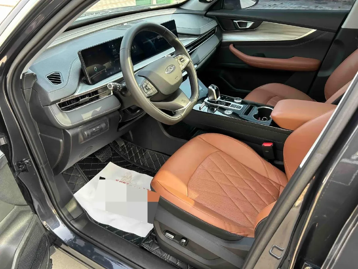 2022 Chery Tiggo 8 Plus 1.6T 197HP L4 7DCT,autocango,china used car exporter,china ev exporter,chinese used car exporter,chinese used ev exporter