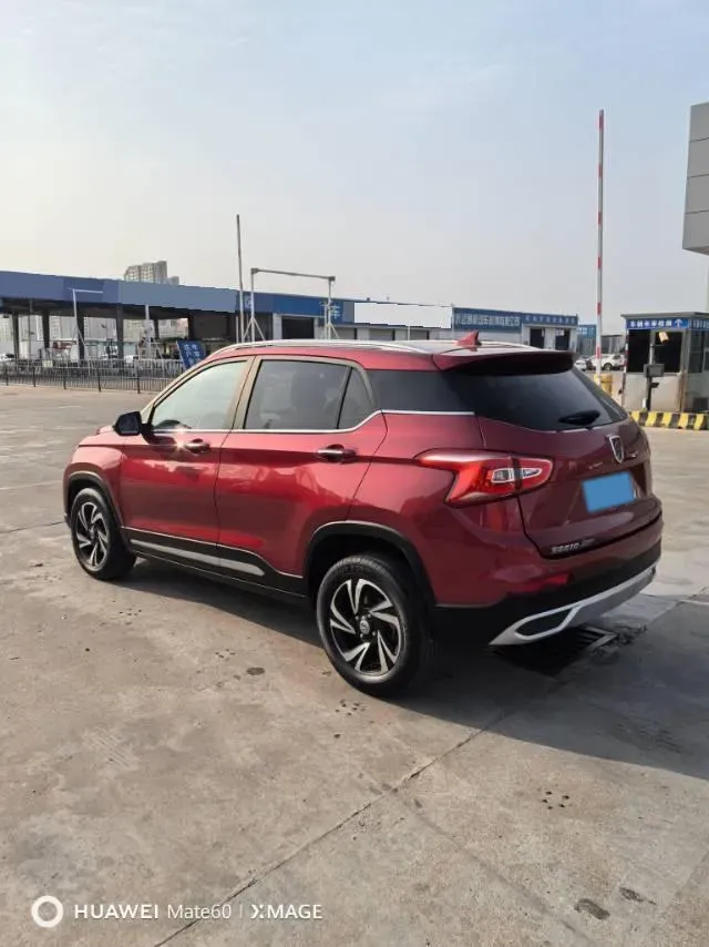 2017 HaiMa S5 Young Edition 1.6L 122HP L4 5MT,autocango,china used car exporter,china ev exporter,chinese used car exporter,chinese used ev exporter