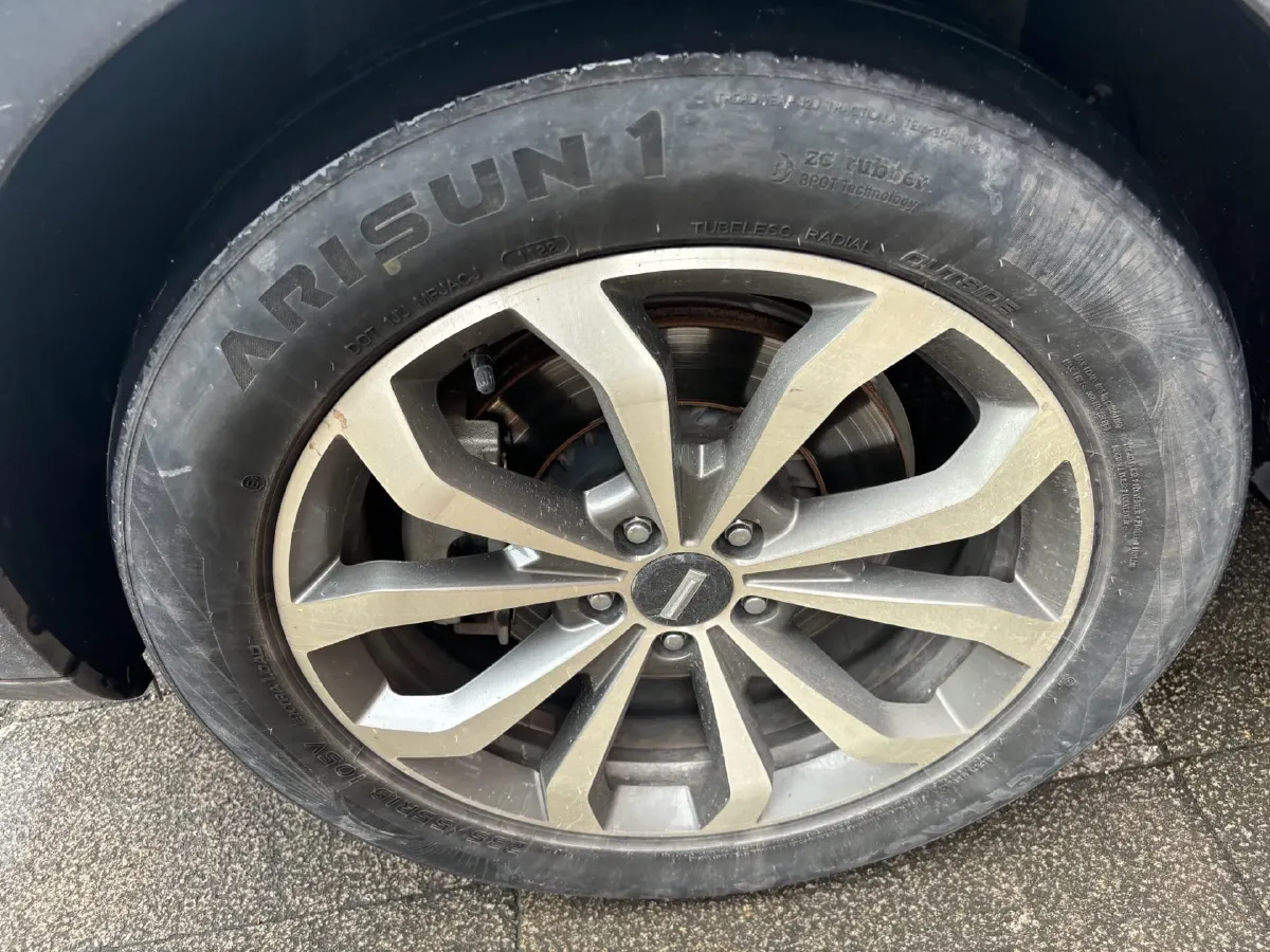 2018 WEY VV6 2.0T 197HP L4 7DCT,autocango,china used car exporter,china ev exporter,chinese used car exporter,chinese used ev exporter