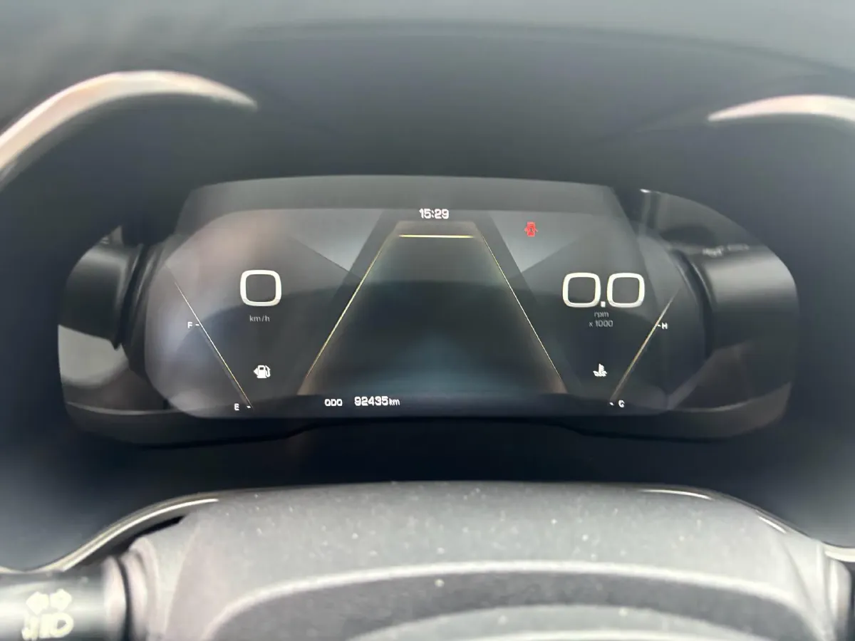 2018 WEY VV6 2.0T 197HP L4 7DCT,autocango,china used car exporter,china ev exporter,chinese used car exporter,chinese used ev exporter