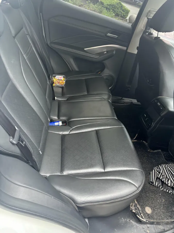 2018 WEY VV6 2.0T 197HP L4 7DCT,autocango,china used car exporter,china ev exporter,chinese used car exporter,chinese used ev exporter