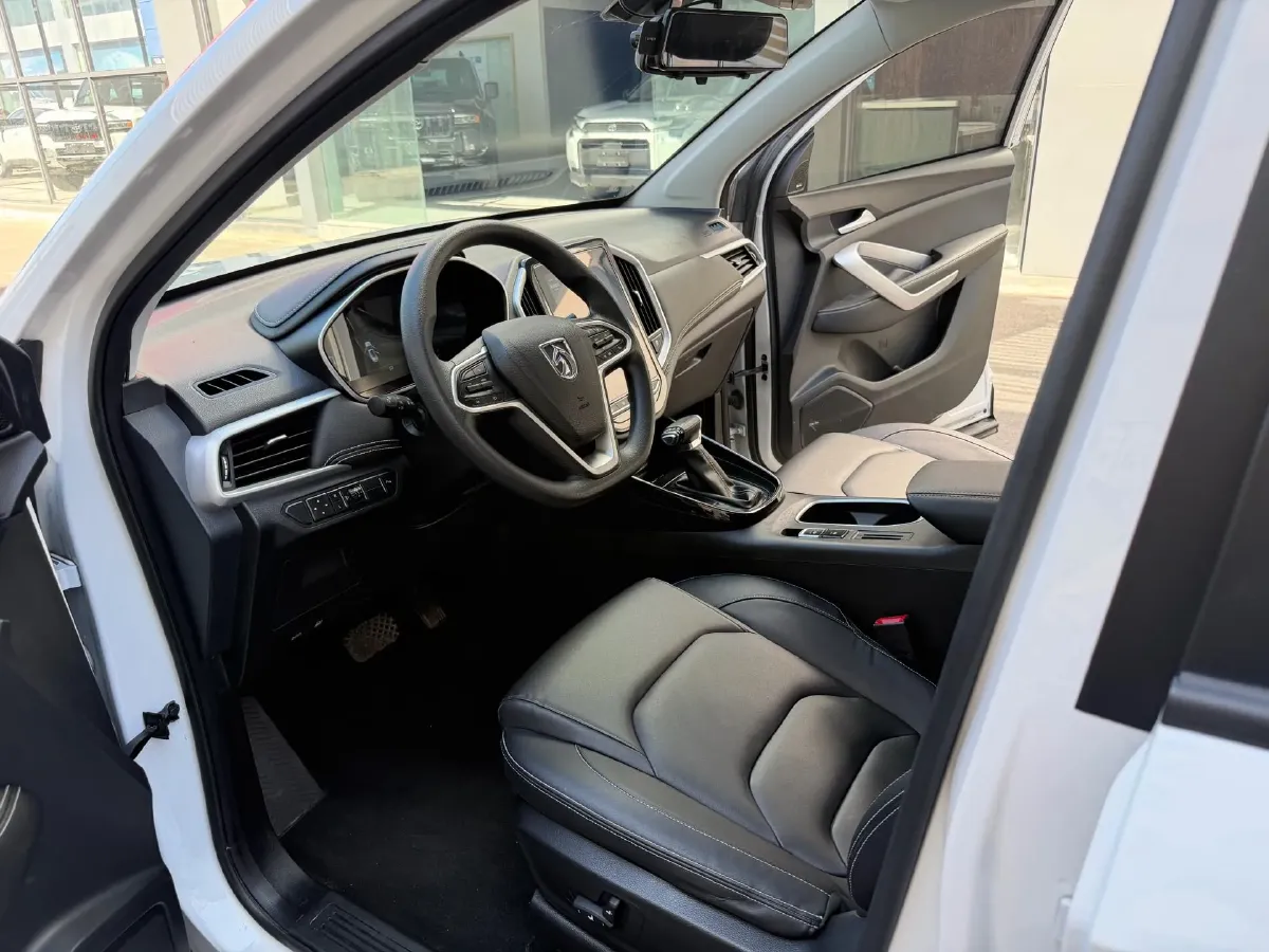 2020 HanTeng X7 1.5T 156HP L4 6AT,autocango,china used car exporter,china ev exporter,chinese used car exporter,chinese used ev exporter