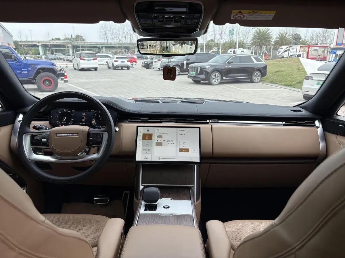 2024 Land Rover Range Rover 3.0T 400HP L6 8AT,autocango,china used car exporter,china ev exporter,chinese used car exporter,chinese used ev exporter