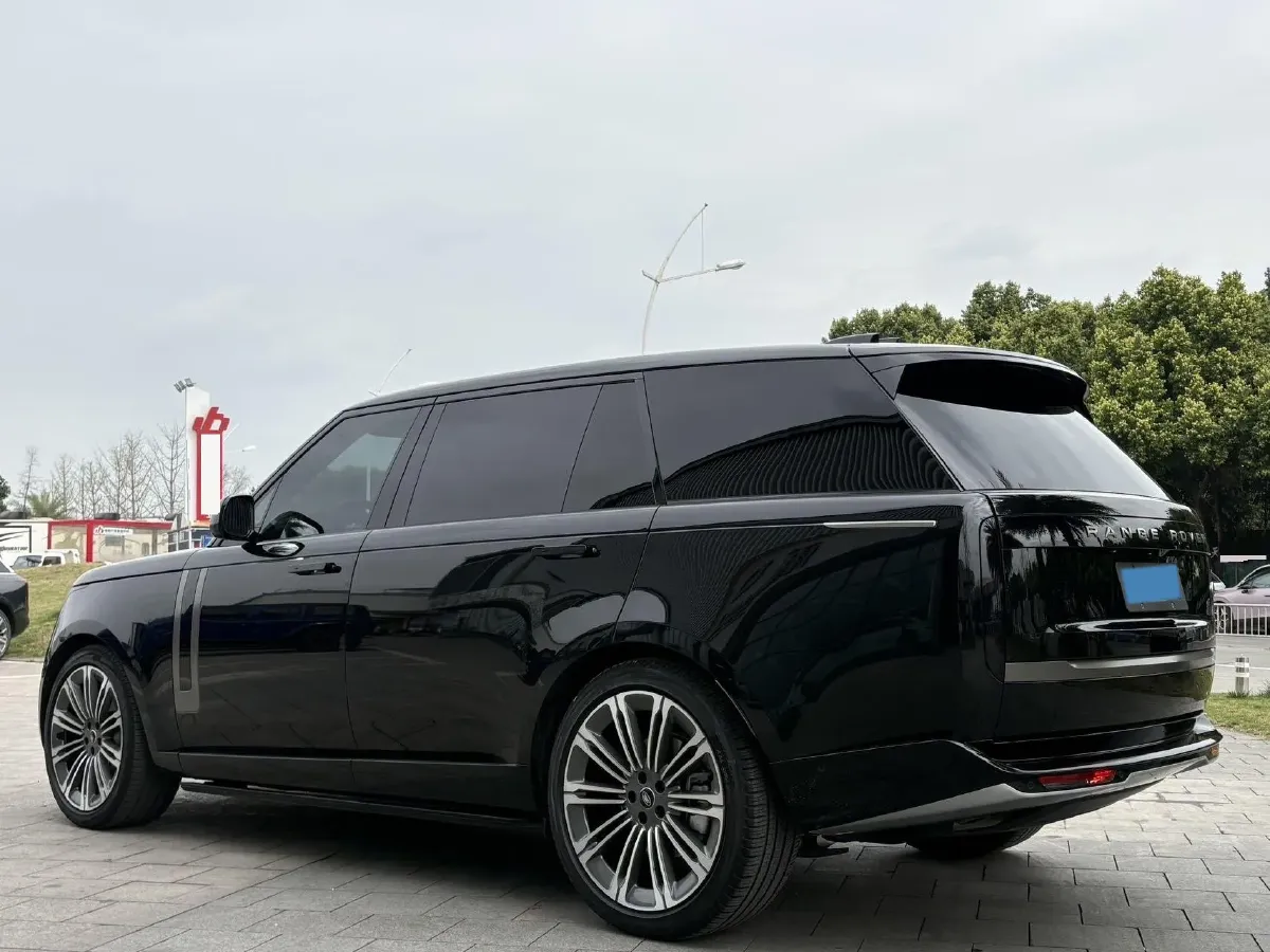 2024 Land Rover Range Rover 3.0T 400HP L6 8AT,autocango,china used car exporter,china ev exporter,chinese used car exporter,chinese used ev exporter