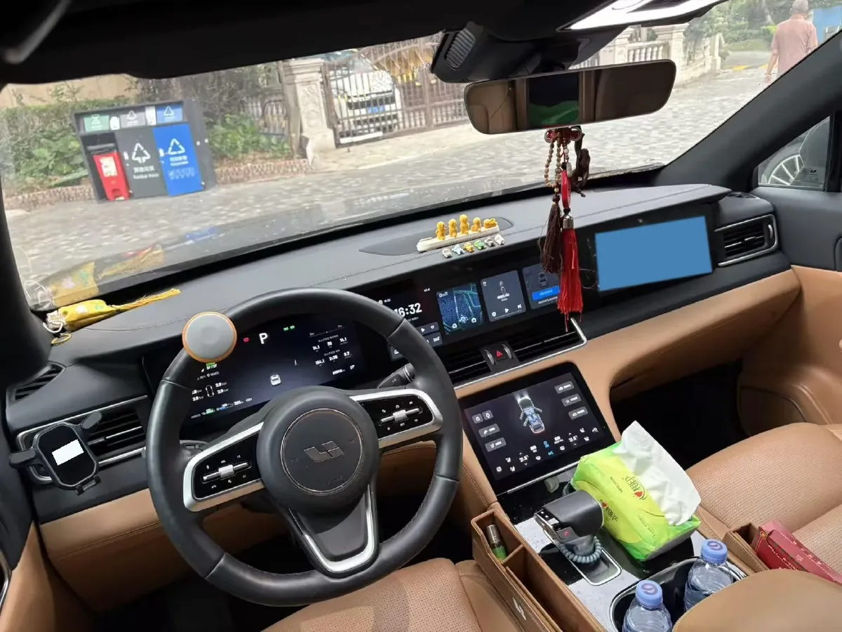 2020 Li ONE Range Extended 131HP REEV 40.5KWH,autocango,china used car exporter,china ev exporter,chinese used car exporter,chinese used ev exporter