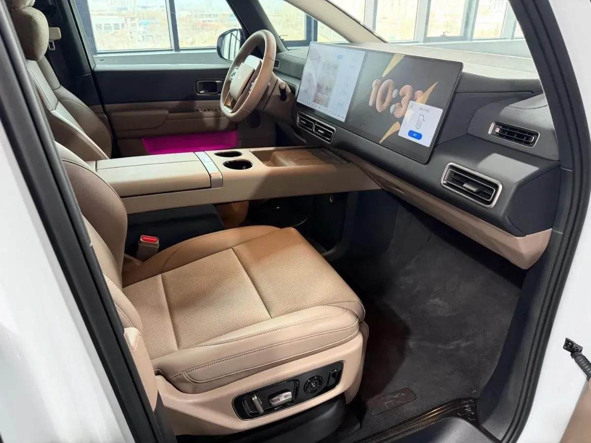 2025 Li MEGA BEV,autocango,china used car exporter,china ev exporter,chinese used car exporter,chinese used ev exporter