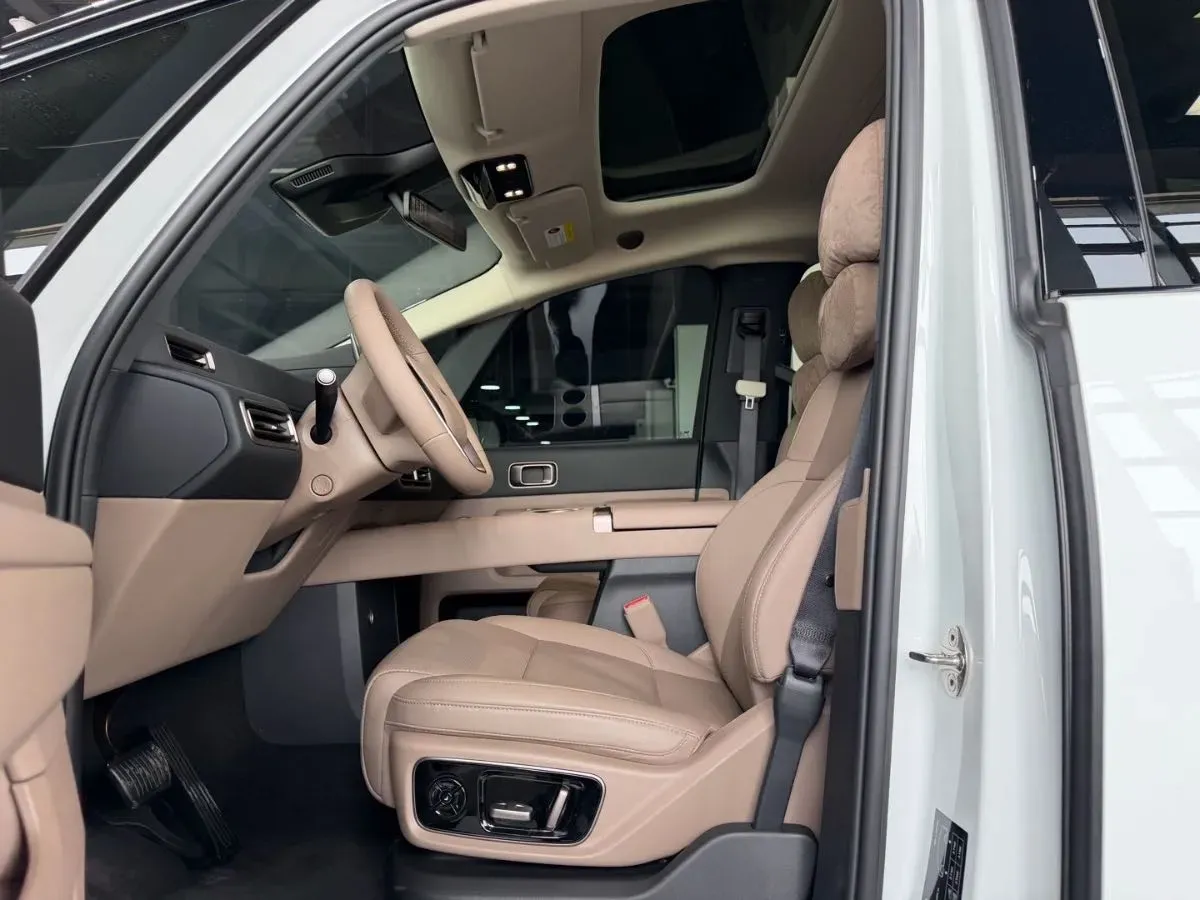 2025 Li MEGA BEV,autocango,china used car exporter,china ev exporter,chinese used car exporter,chinese used ev exporter