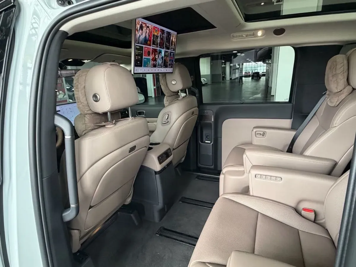 2025 Li MEGA BEV,autocango,china used car exporter,china ev exporter,chinese used car exporter,chinese used ev exporter