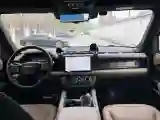 2025 Land Rover Defender 3.0T 400HP L6 8AT