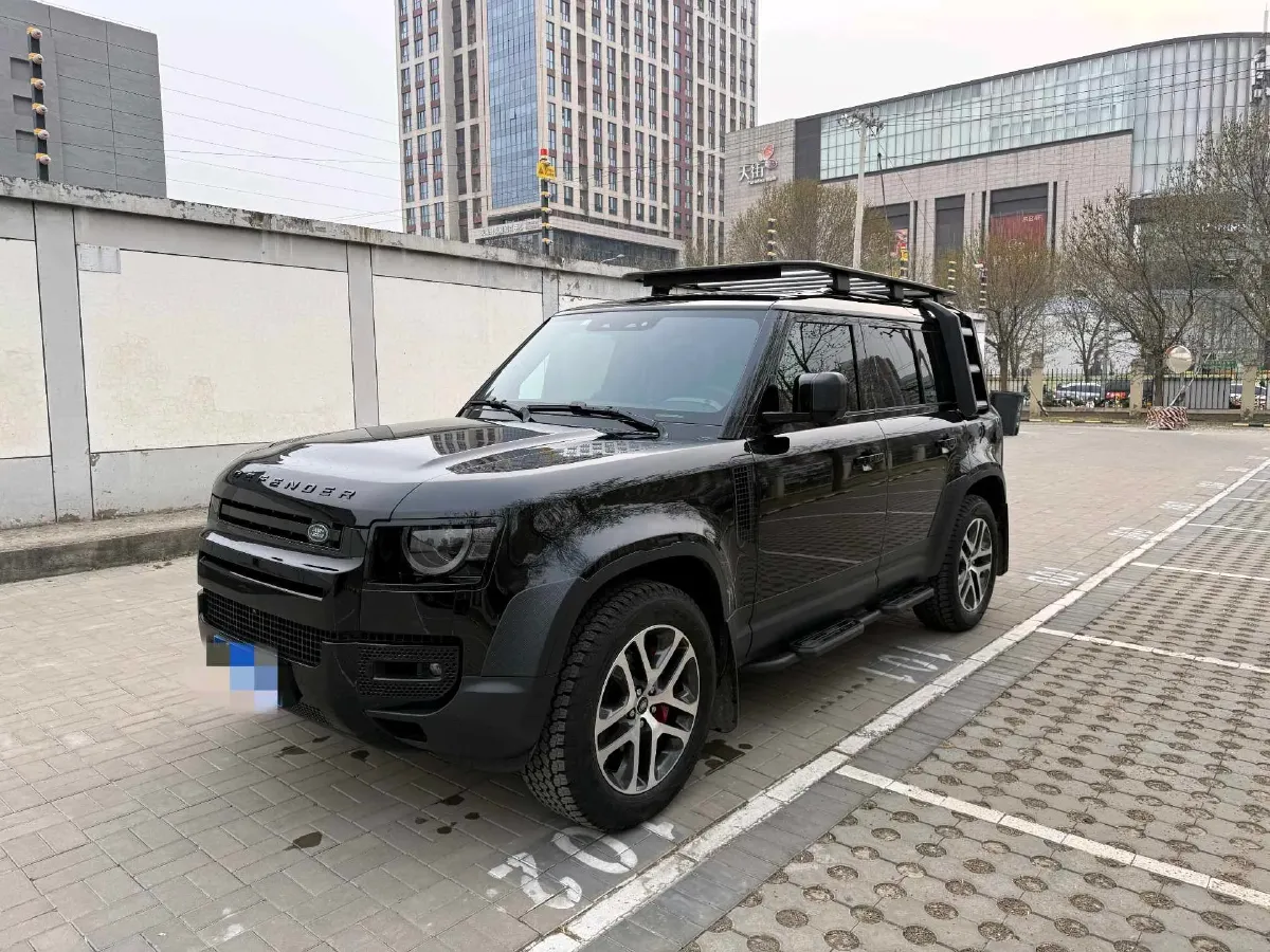 2025 Land Rover Defender 3.0T 400HP L6 8AT,autocango,china used car exporter,china ev exporter,chinese used car exporter,chinese used ev exporter