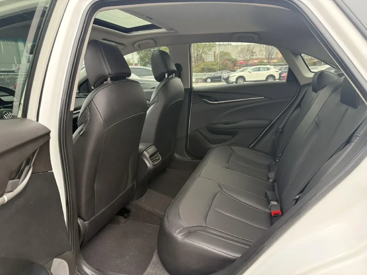 2021 Buick Excelle 1.5L 113HP L4 6AT,autocango,china used car exporter,china ev exporter,chinese used car exporter,chinese used ev exporter