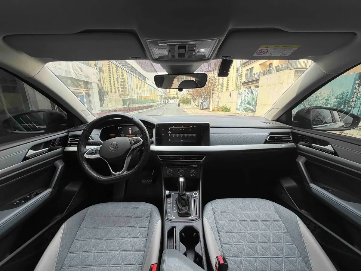 2024 Volkswagen Lavida 1.5T 160HP L4 7DCT,autocango,china used car exporter,china ev exporter,chinese used car exporter,chinese used ev exporter