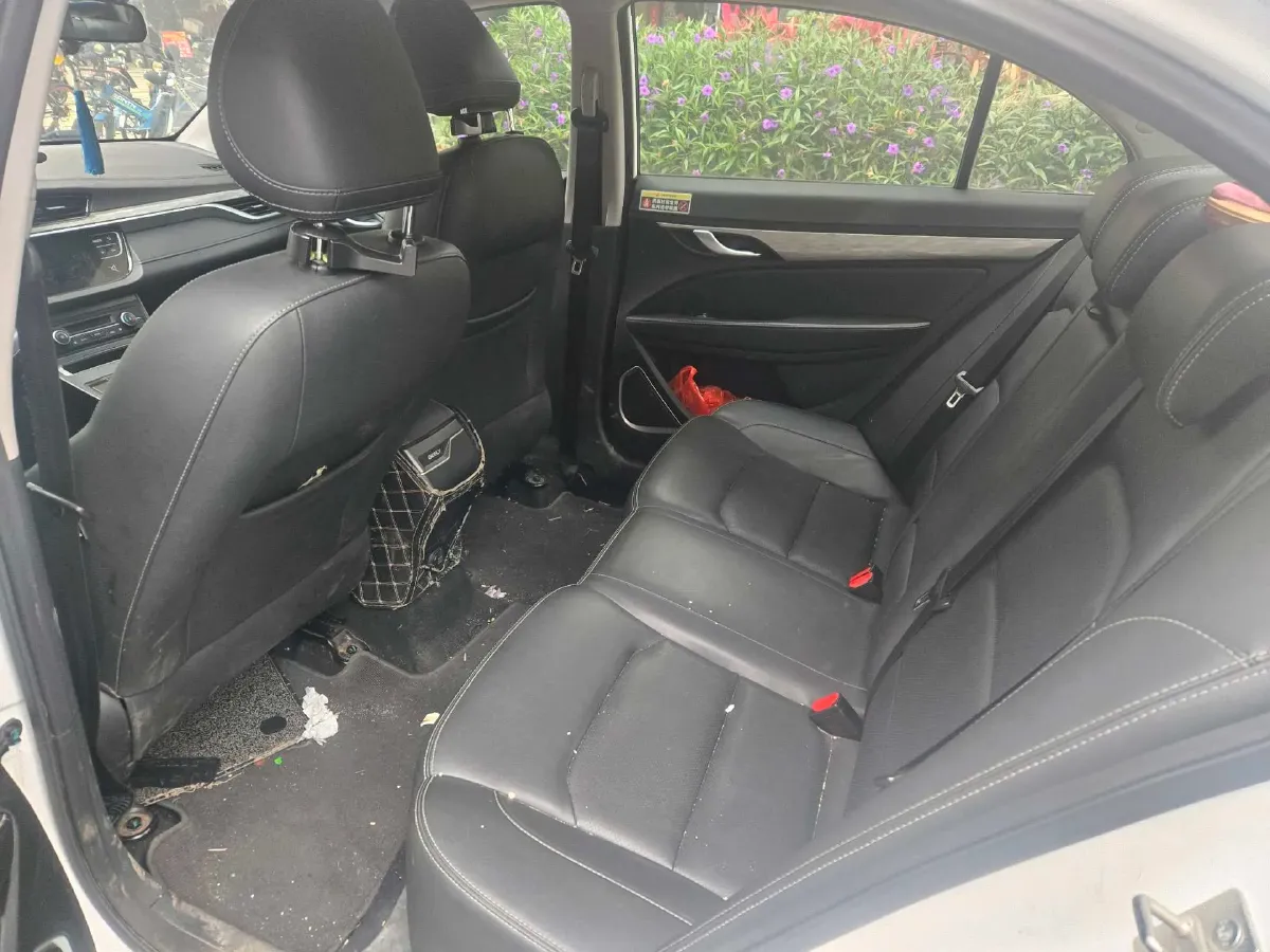 2019 Geely Emgrand 1.5L 109HP L4 5MT,autocango,china used car exporter,china ev exporter,chinese used car exporter,chinese used ev exporter