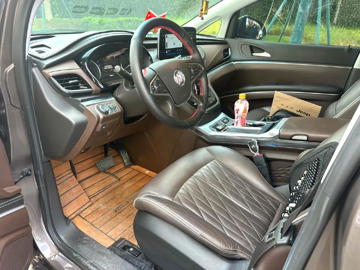 2021 Buick GL8 2.0T 237HP L4 9AT,autocango,china used car exporter,china ev exporter,chinese used car exporter,chinese used ev exporter