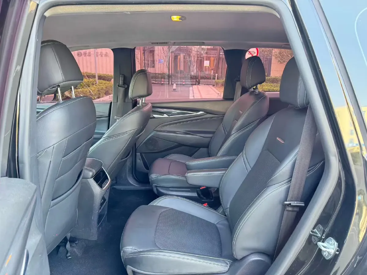 2021 MAXUS G50 1.5T 169HP L4 7DCT,autocango,china used car exporter,china ev exporter,chinese used car exporter,chinese used ev exporter