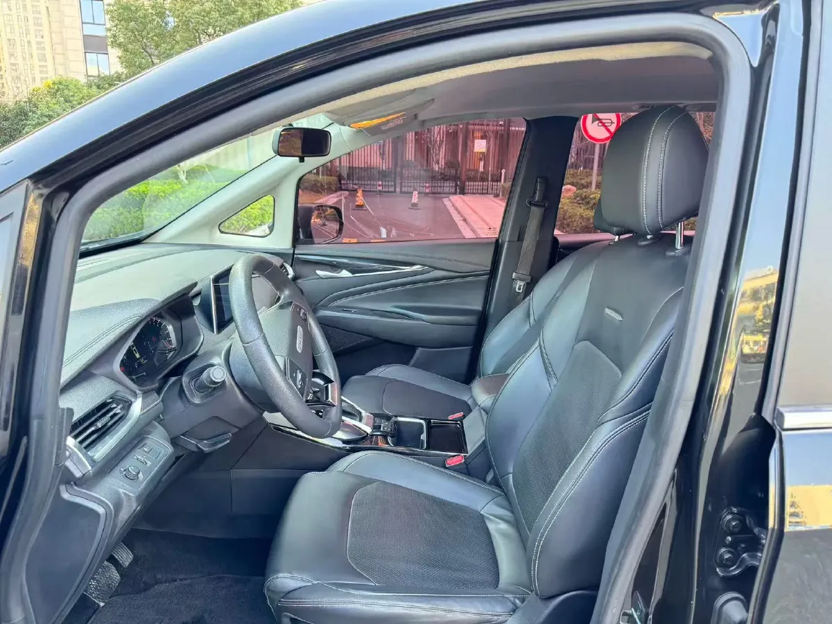 2021 MAXUS G50 1.5T 169HP L4 7DCT,autocango,china used car exporter,china ev exporter,chinese used car exporter,chinese used ev exporter