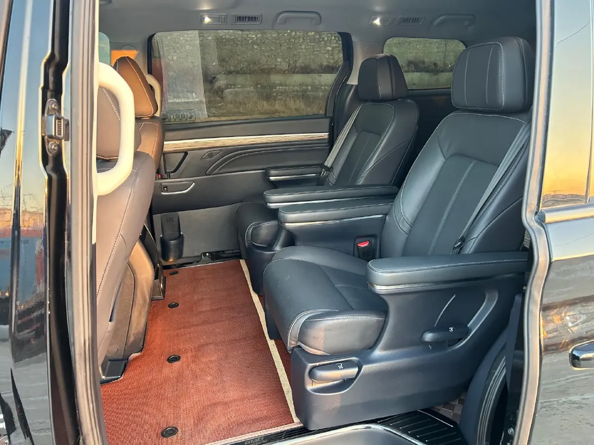 2023 GAC Trumpchi M8 2.0T 252HP L4 8AT,autocango,china used car exporter,china ev exporter,chinese used car exporter,chinese used ev exporter