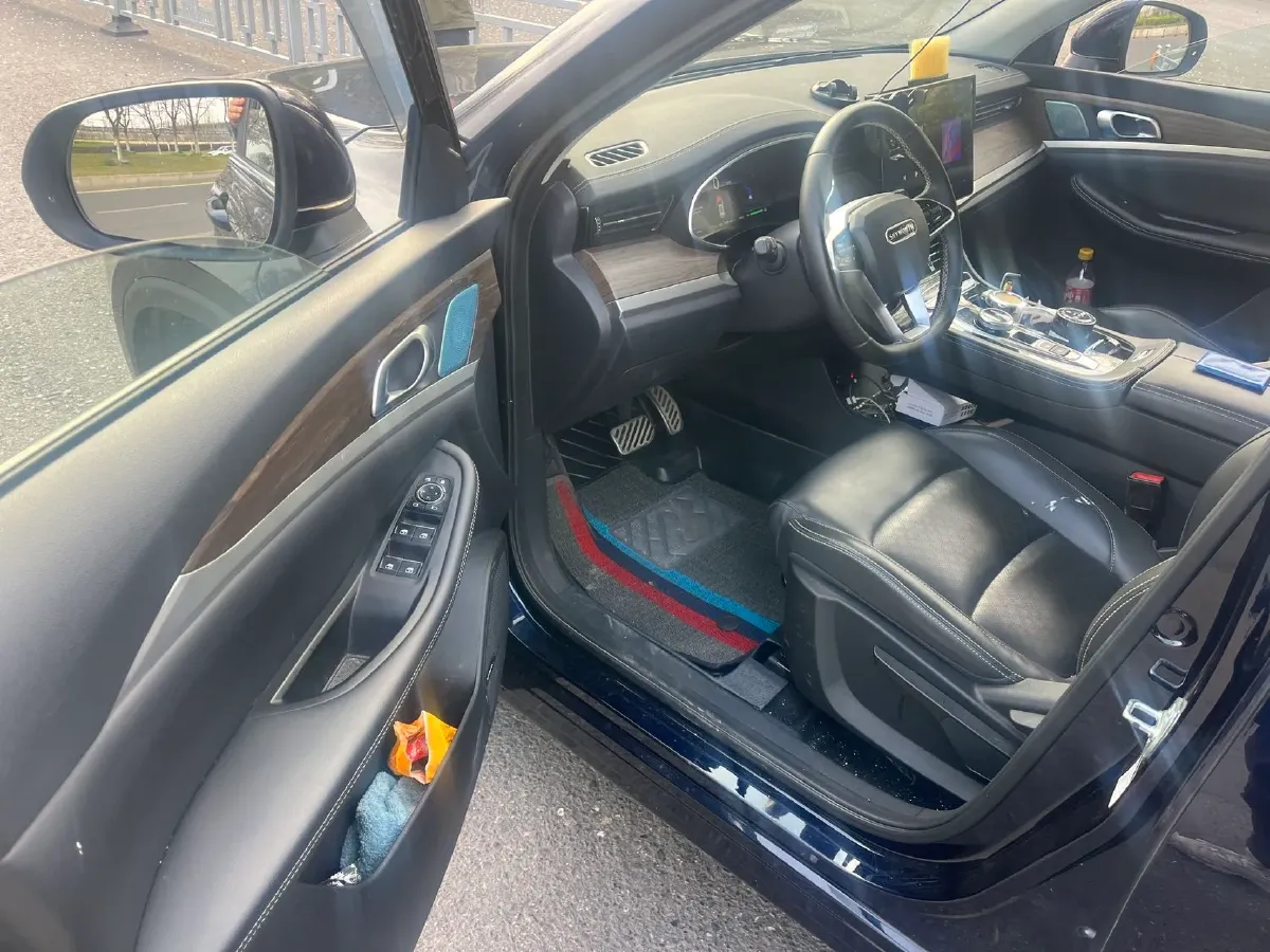 2024 Skyworth HT-i 1.5L 110HP L4 E-CVT PHEV 21.68KWH,autocango,china used car exporter,china ev exporter,chinese used car exporter,chinese used ev exporter