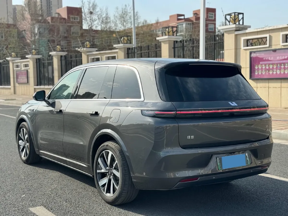 2023 Li L8 Range Extended 154HP REEV 40.9KWH,autocango,china used car exporter,china ev exporter,chinese used car exporter,chinese used ev exporter