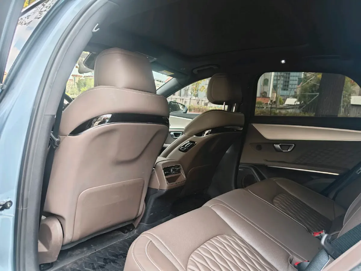 2023 BYD Han 1.5T 139HP L4 E-CVT PHEV 18.316KWH,autocango,china used car exporter,china ev exporter,chinese used car exporter,chinese used ev exporter