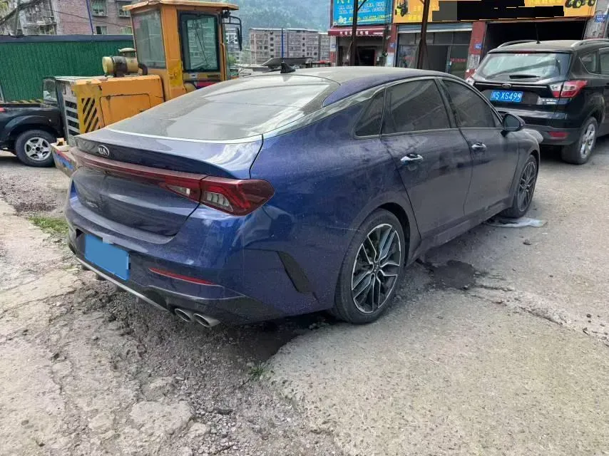 2021 Kia K5 2.0T 240HP L4 8AT,autocango,china used car exporter,china ev exporter,chinese used car exporter,chinese used ev exporter