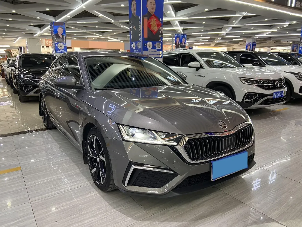 2022 Skoda Octavia 1.4T 150HP L4 7DCT,autocango,china used car exporter,china ev exporter,chinese used car exporter,chinese used ev exporter