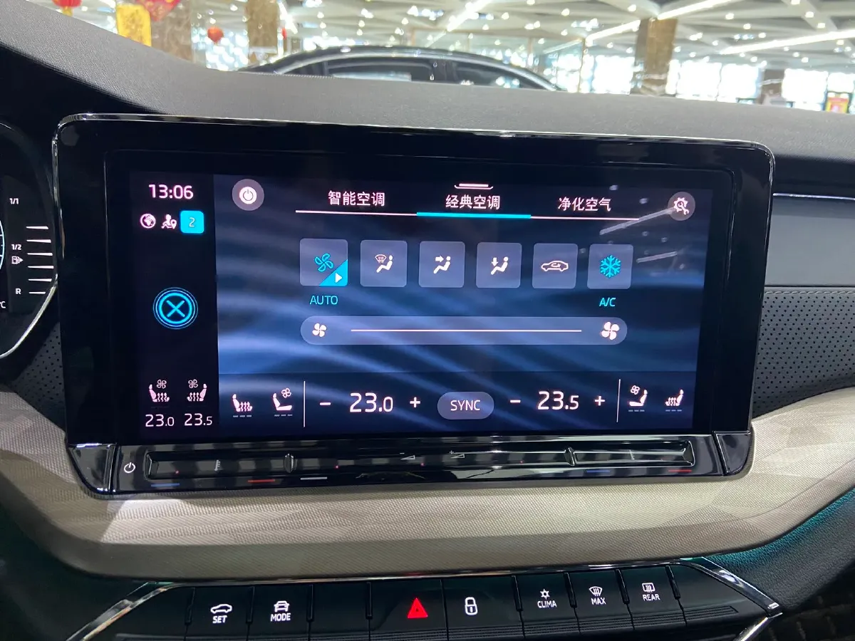 2022 Skoda Octavia 1.4T 150HP L4 7DCT,autocango,china used car exporter,china ev exporter,chinese used car exporter,chinese used ev exporter