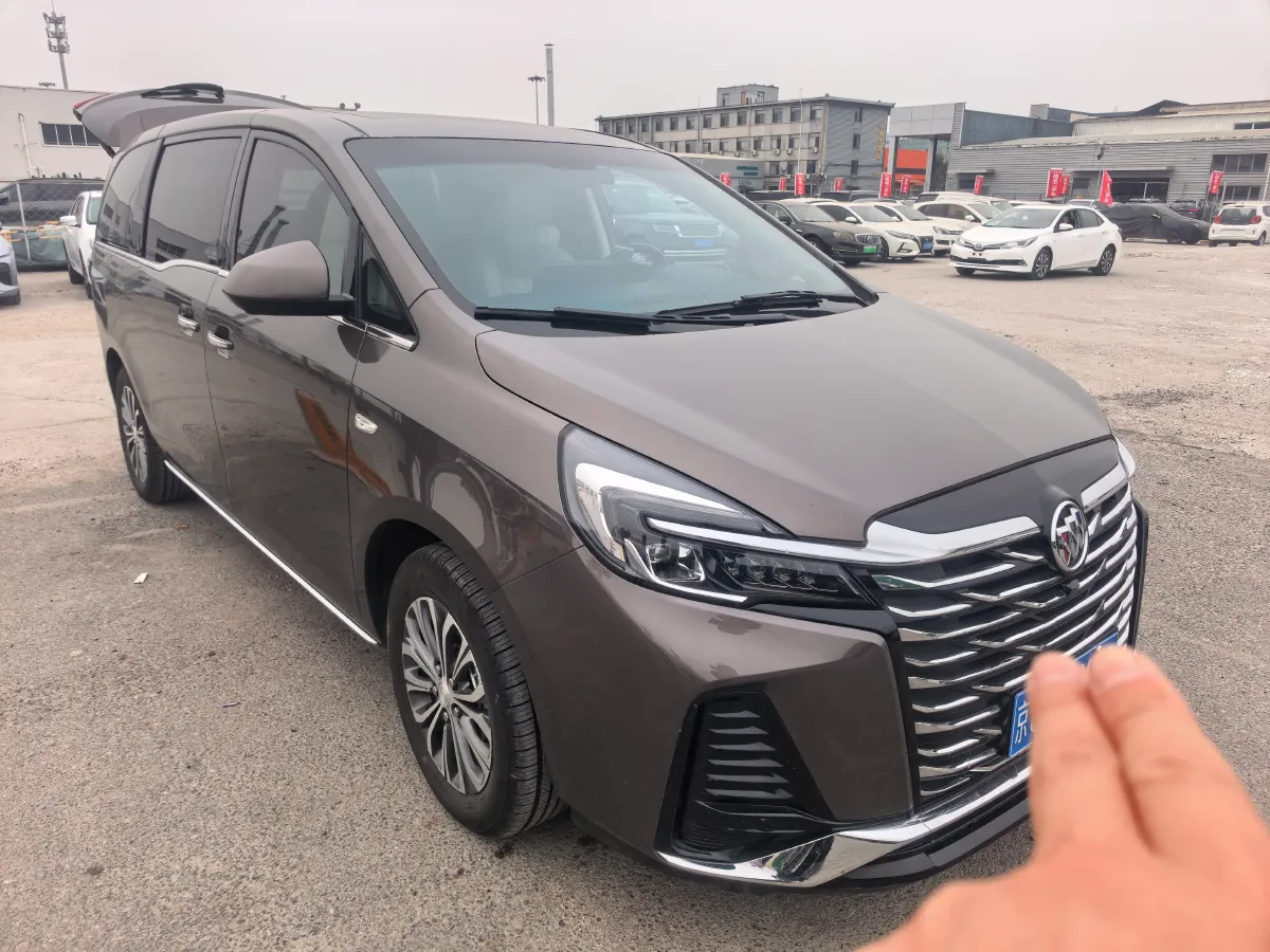 2023 Buick GL8 2.0T 237HP L4 9AT,autocango,china used car exporter,china ev exporter,chinese used car exporter,chinese used ev exporter