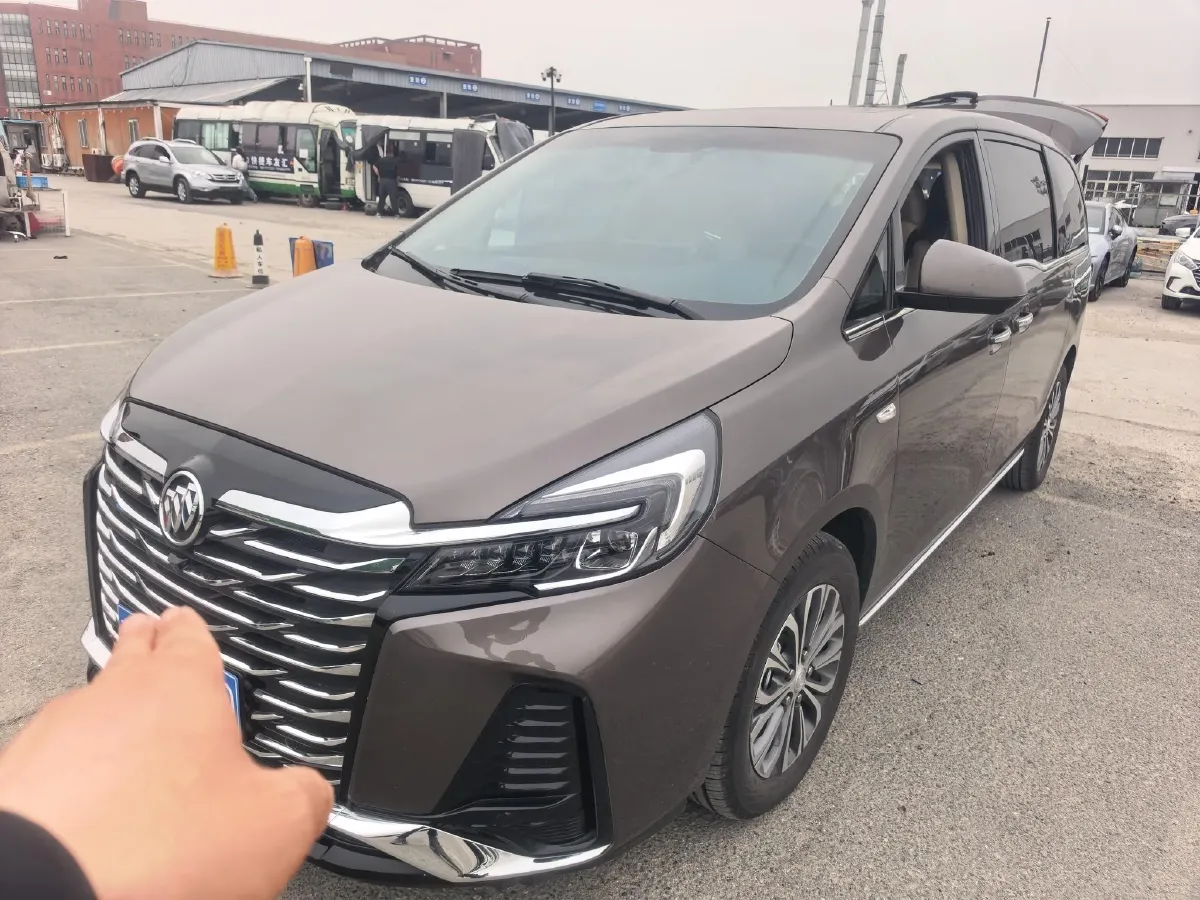 2023 Buick GL8 2.0T 237HP L4 9AT,autocango,china used car exporter,china ev exporter,chinese used car exporter,chinese used ev exporter
