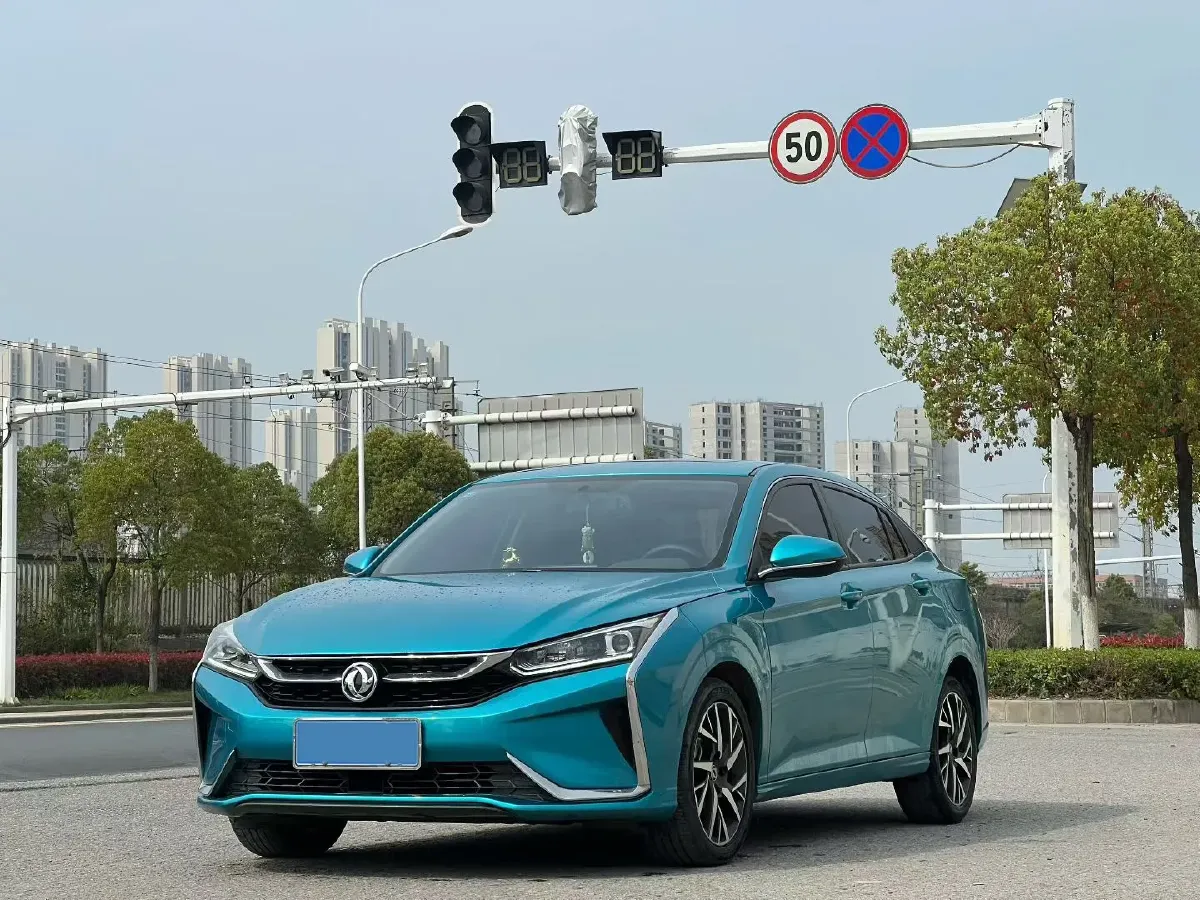 2020 DongFeng Aeolus YiXuan 1.5T 150HP L4 6DCT,autocango,china used car exporter,china ev exporter,chinese used car exporter,chinese used ev exporter