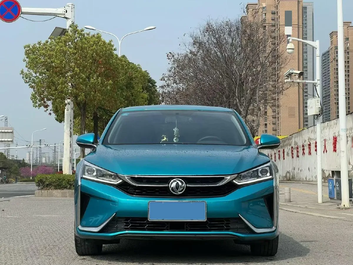 2020 DongFeng Aeolus YiXuan 1.5T 150HP L4 6DCT,autocango,china used car exporter,china ev exporter,chinese used car exporter,chinese used ev exporter