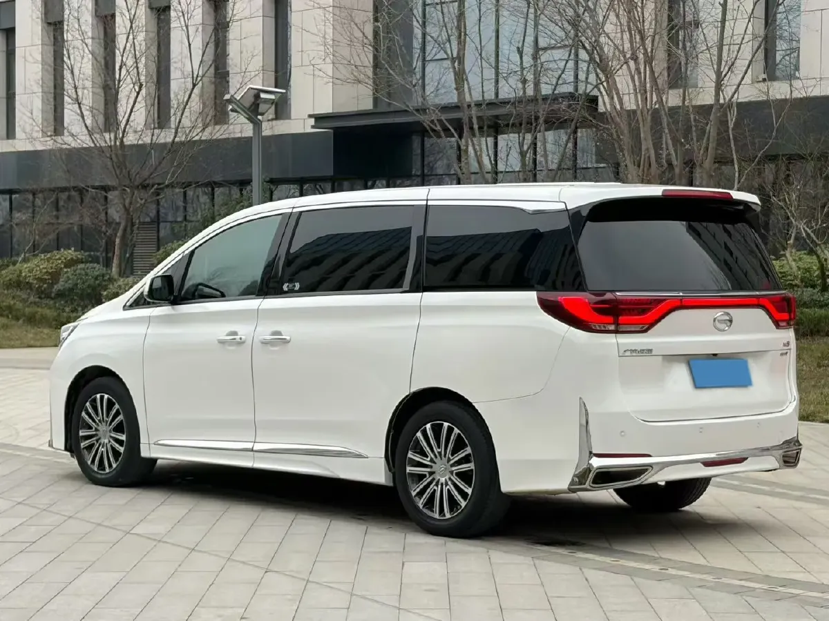 2021 GAC Trumpchi M8 2.0T 252HP L4 8AT,autocango,china used car exporter,china ev exporter,chinese used car exporter,chinese used ev exporter