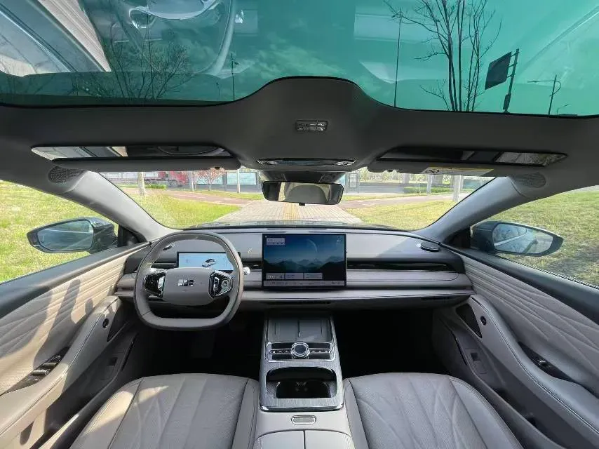 2025 Geely Galaxy Starshine 8 1.5L 112HP L4 1DHT PHEV,autocango,china used car exporter,china ev exporter,chinese used car exporter,chinese used ev exporter