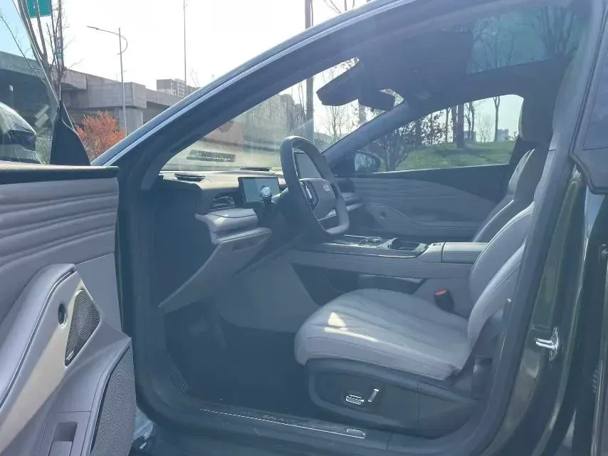 2025 Geely Galaxy Starshine 8 1.5L 112HP L4 1DHT PHEV,autocango,china used car exporter,china ev exporter,chinese used car exporter,chinese used ev exporter
