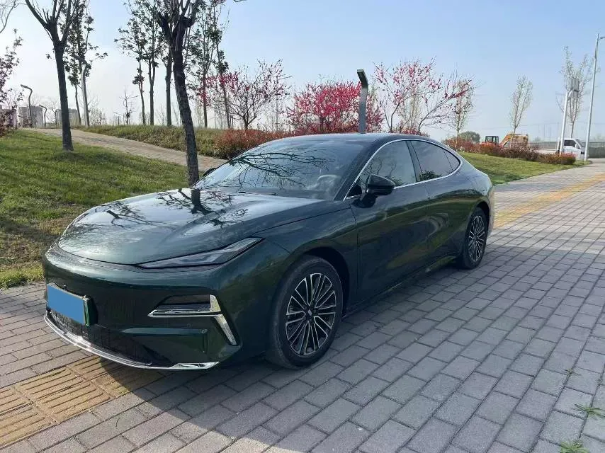 2025 Geely Galaxy Starshine 8 1.5L 112HP L4 1DHT PHEV,autocango,china used car exporter,china ev exporter,chinese used car exporter,chinese used ev exporter