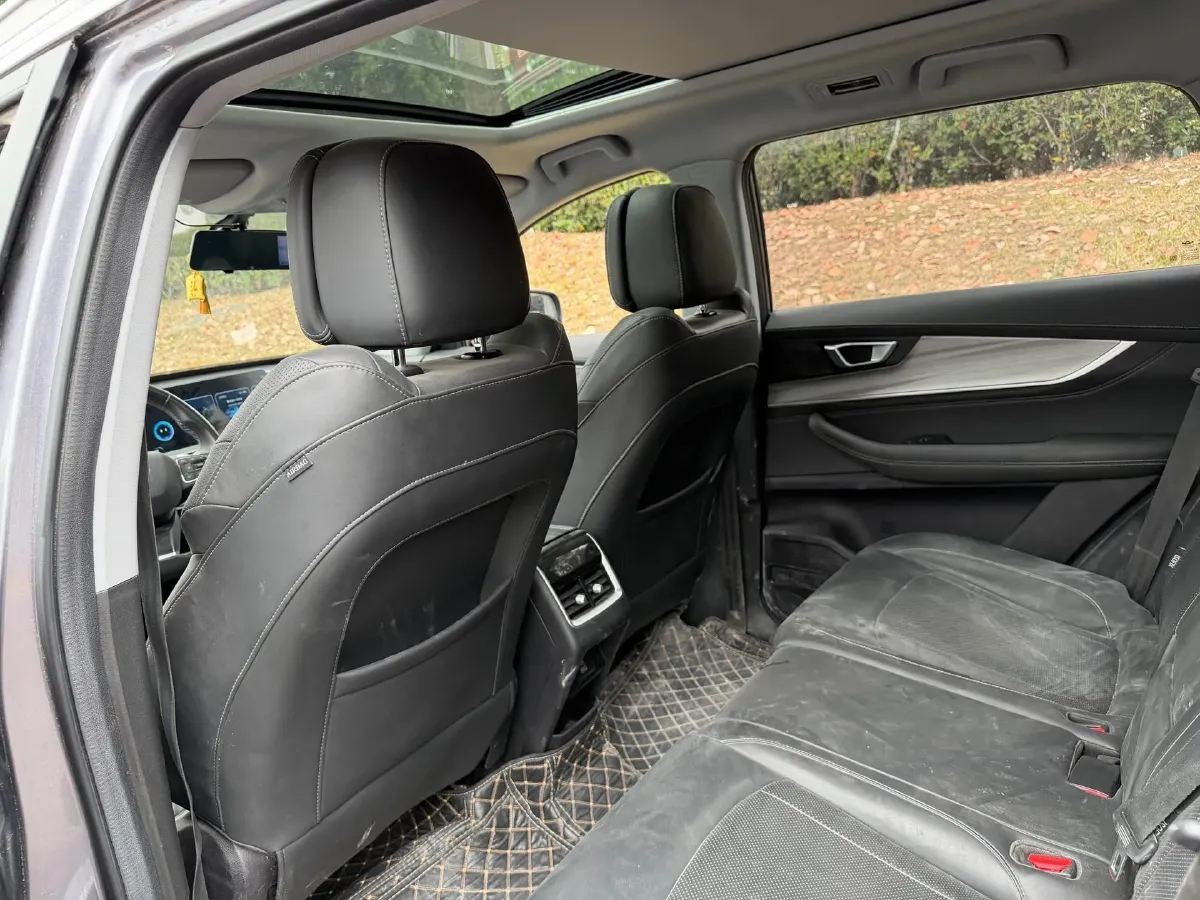 2023 Chery Tiggo 8 1.6T 197HP L4 7DCT,autocango,china used car exporter,china ev exporter,chinese used car exporter,chinese used ev exporter