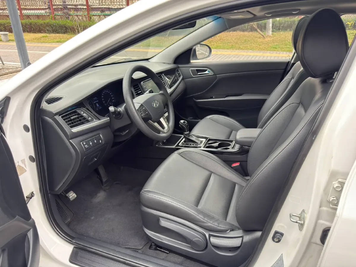 2017 Hyundai Mistra 1.8L 143HP L4 6AT,autocango,china used car exporter,china ev exporter,chinese used car exporter,chinese used ev exporter