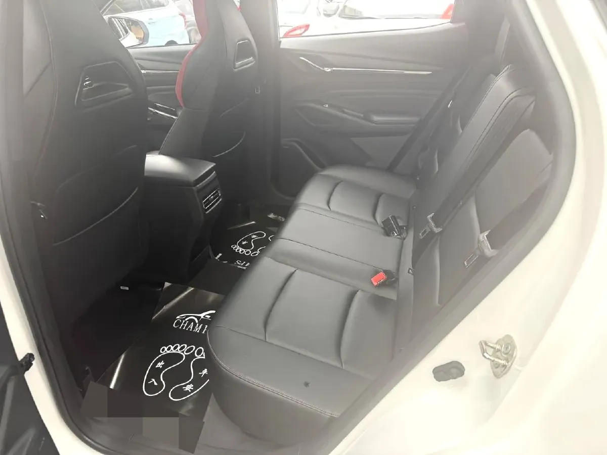 2025 ChangAn X5 PLUS 1.5T 188HP L4 7DCT,autocango,china used car exporter,china ev exporter,chinese used car exporter,chinese used ev exporter