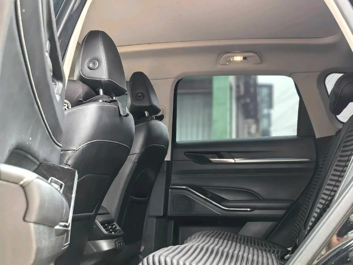 2021 Haval H6 1.5T 169HP L4 7DCT,autocango,china used car exporter,china ev exporter,chinese used car exporter,chinese used ev exporter