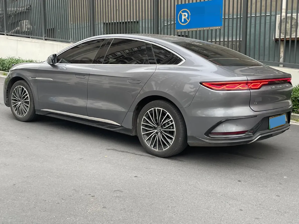 2024 BYD Han BEV 60.48KWH,autocango,china used car exporter,china ev exporter,chinese used car exporter,chinese used ev exporter