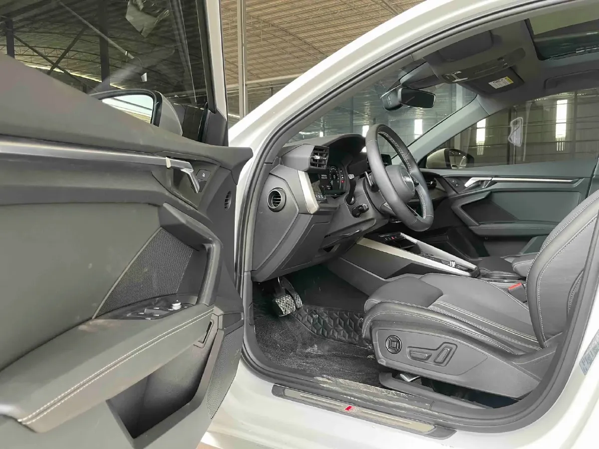 2023 Audi A3 1.4T 150HP L4 7DCT,autocango,china used car exporter,china ev exporter,chinese used car exporter,chinese used ev exporter