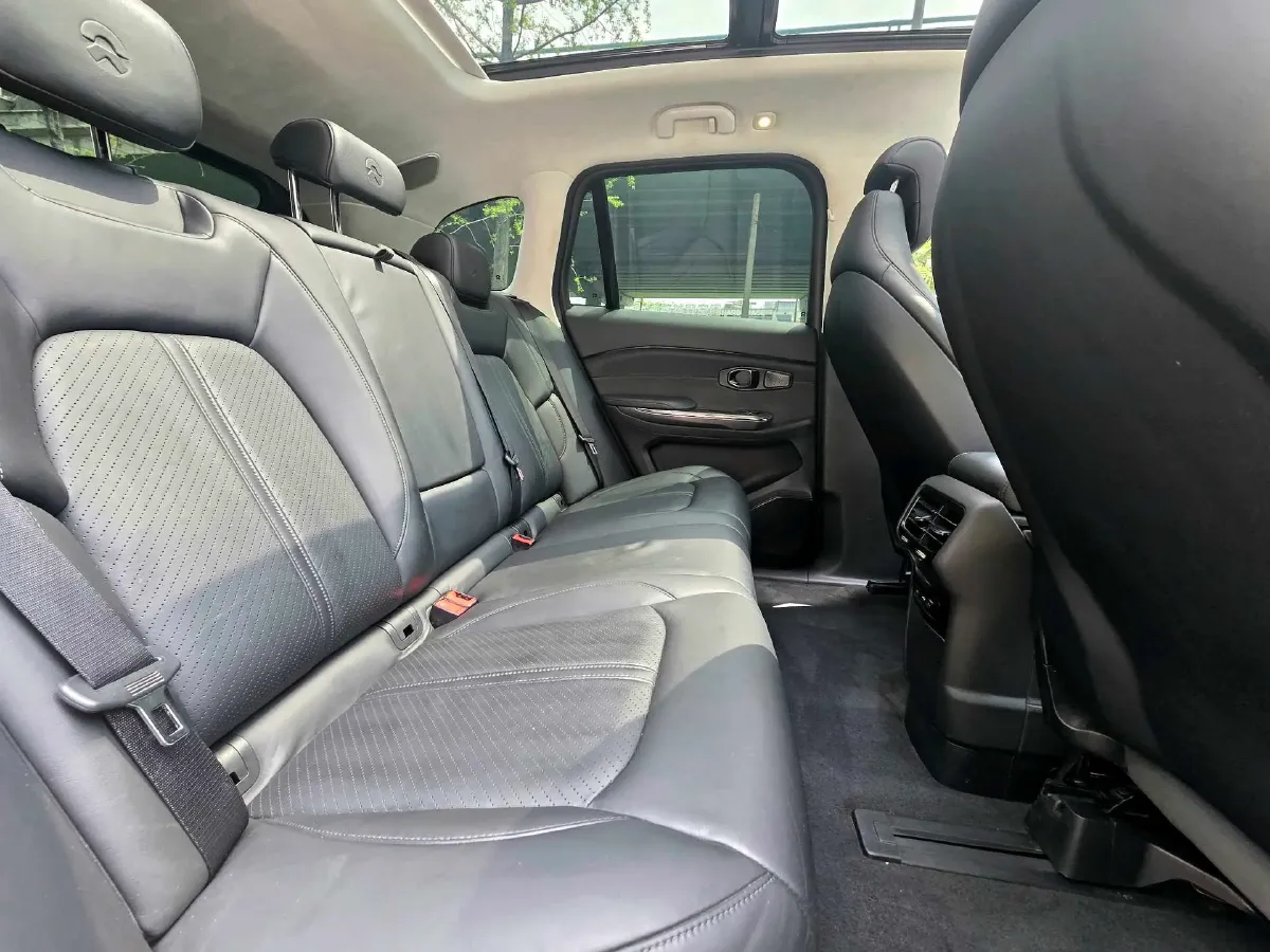 2019 NIO ES6 BEV 70KWH,autocango,china used car exporter,china ev exporter,chinese used car exporter,chinese used ev exporter