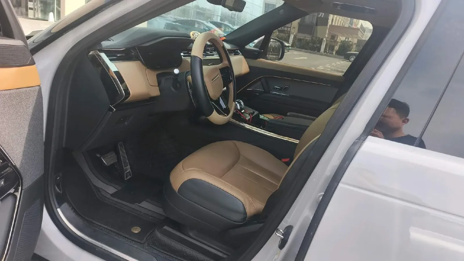 2024 Land Rover Range Rover Sport 3.0T 400HP L6 8AT,autocango,china used car exporter,china ev exporter,chinese used car exporter,chinese used ev exporter