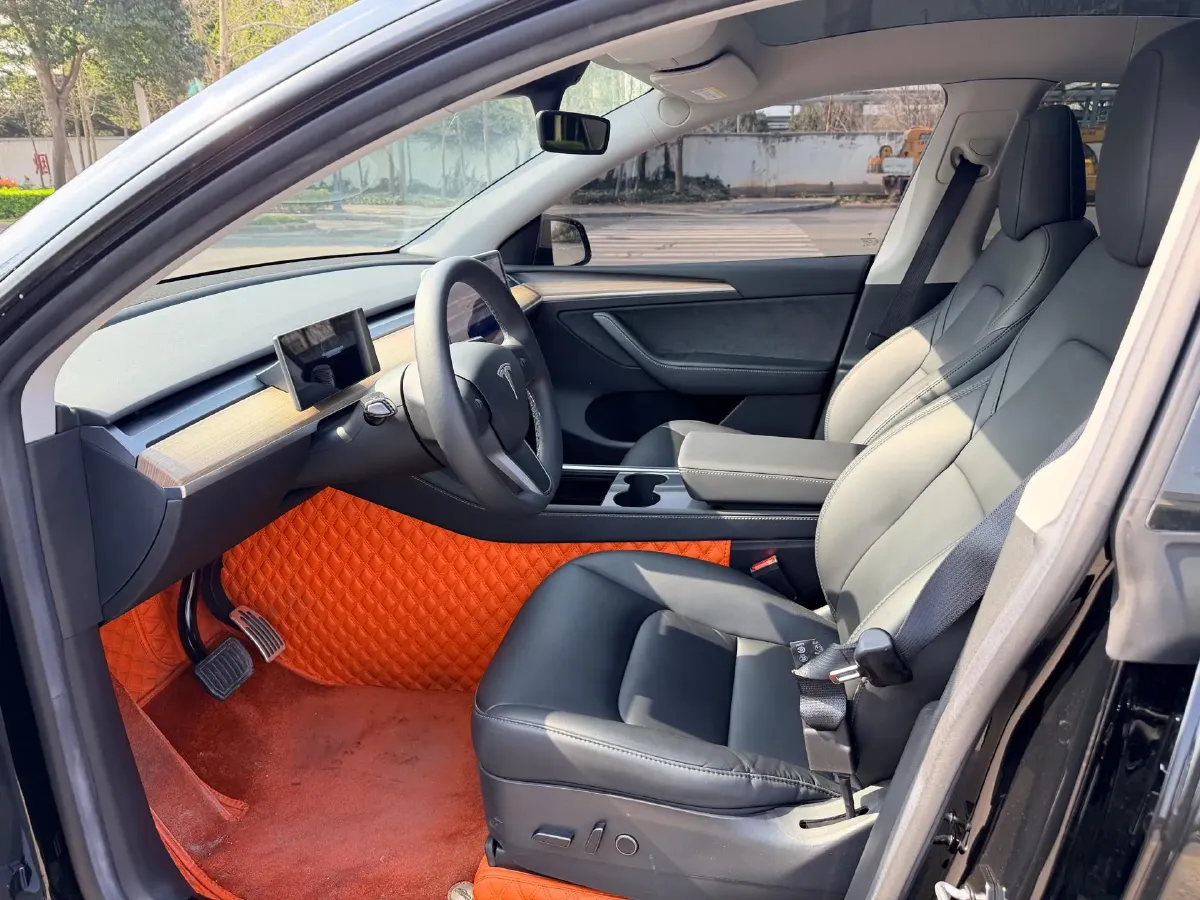 2022 Tesla Model Y BEV 60KWH,autocango,china used car exporter,china ev exporter,chinese used car exporter,chinese used ev exporter