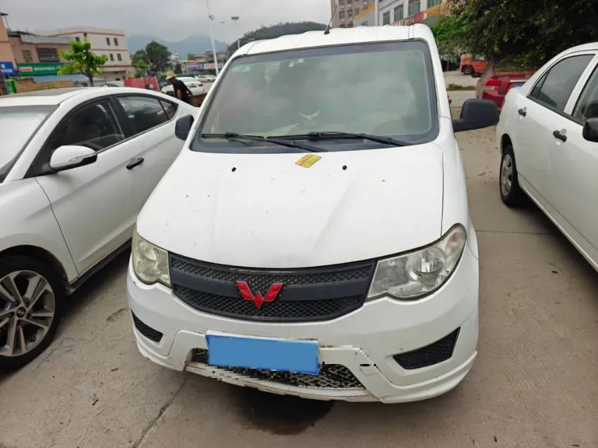 2015 WuLing HongGuang 1.5L 112HP L4 5MT,autocango,china used car exporter,china ev exporter,chinese used car exporter,chinese used ev exporter