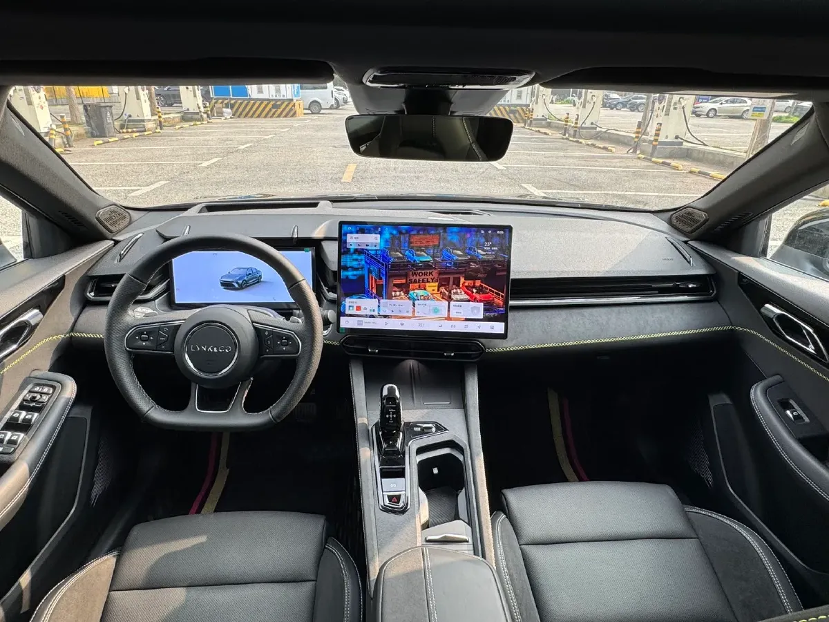 2025 LYNK&CO 03 2.0T 254HP L4 7DCT,autocango,china used car exporter,china ev exporter,chinese used car exporter,chinese used ev exporter