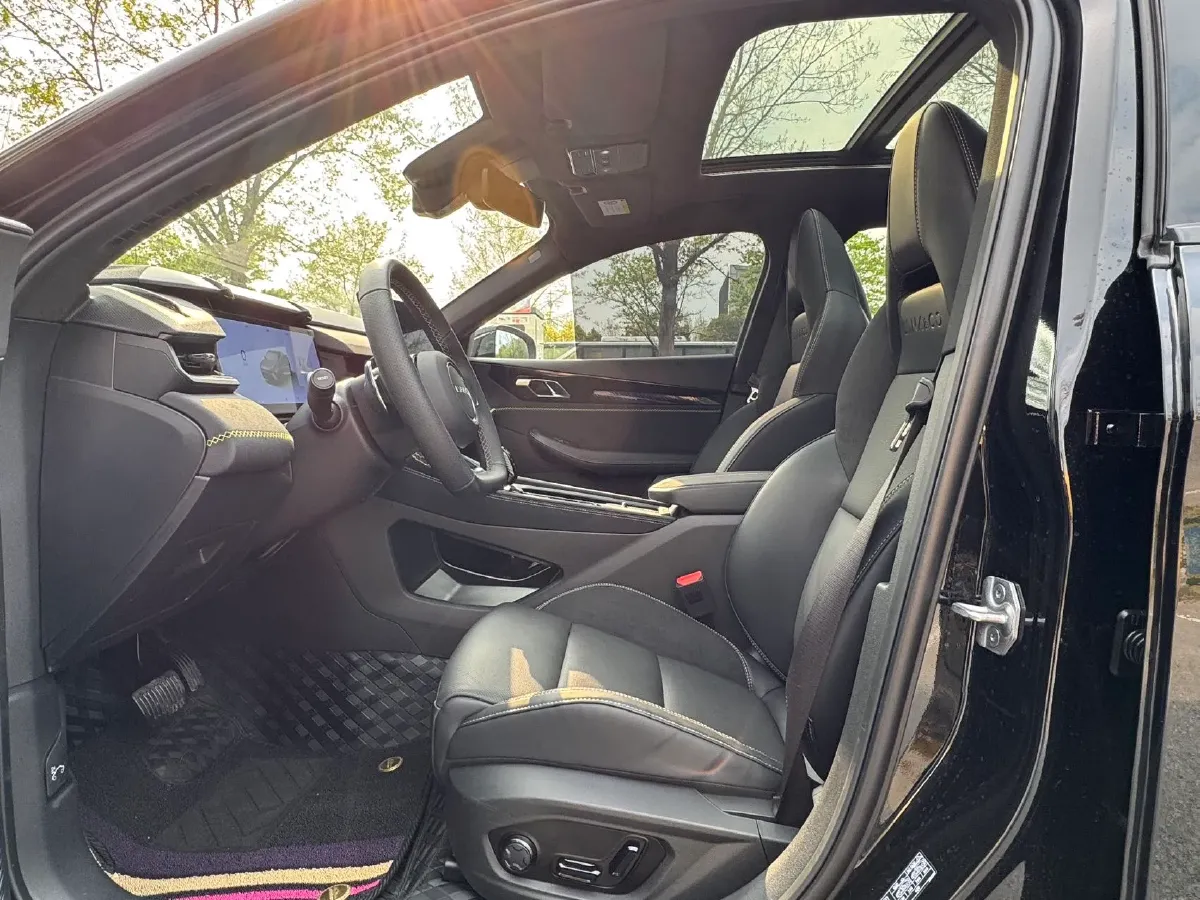 2025 LYNK&CO 03 2.0T 254HP L4 7DCT,autocango,china used car exporter,china ev exporter,chinese used car exporter,chinese used ev exporter