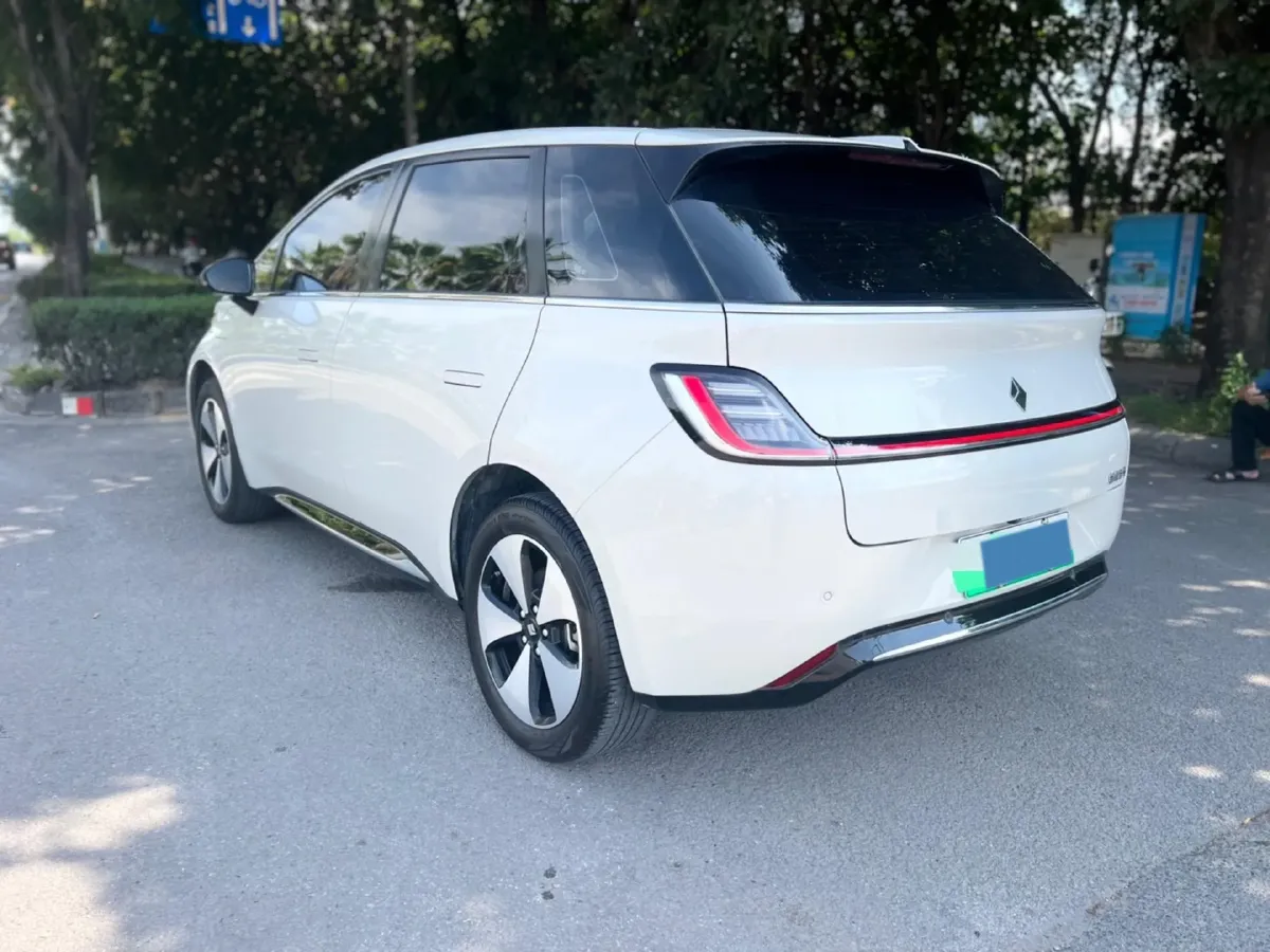 2023 BaoJun Cloud BEV 50.6KWH,autocango,china used car exporter,china ev exporter,chinese used car exporter,chinese used ev exporter