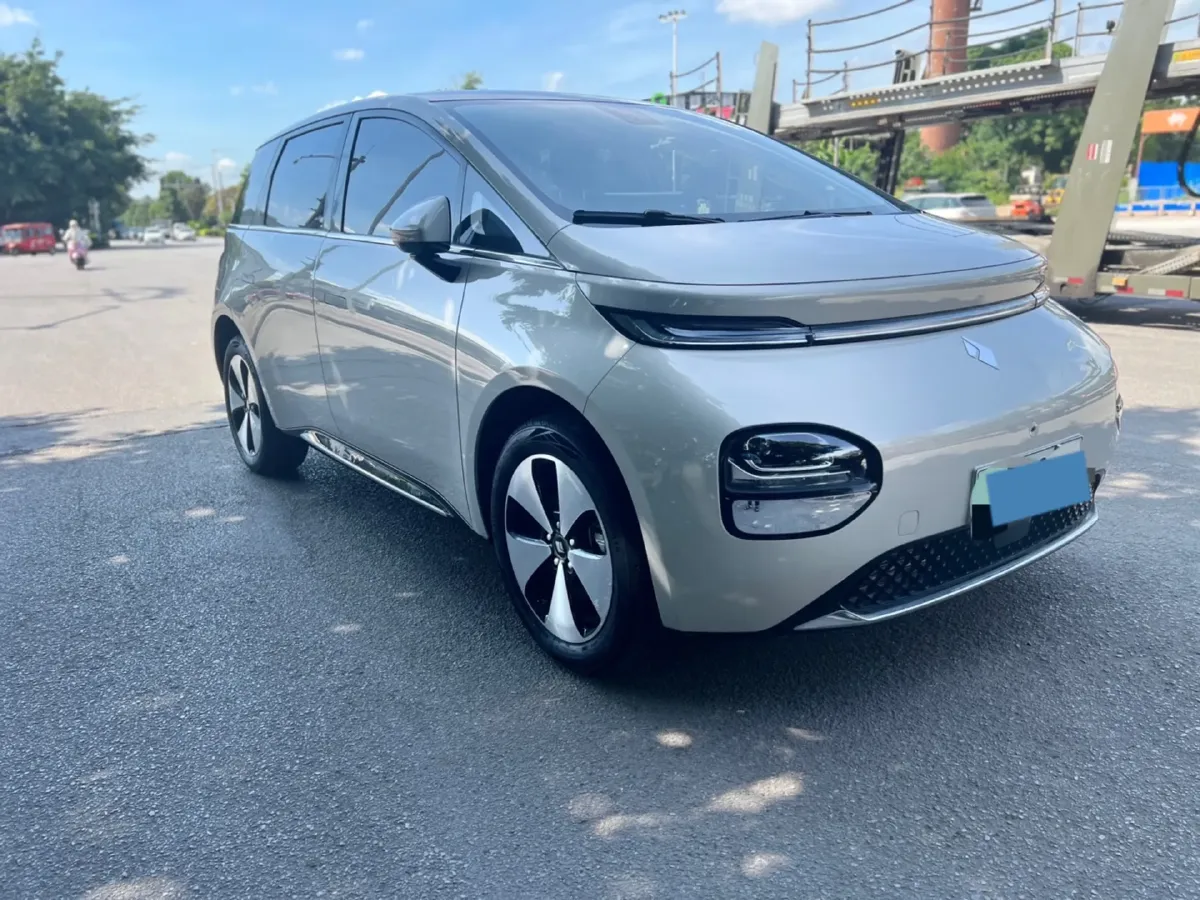 2023 BaoJun Cloud BEV 50.6KWH,autocango,china used car exporter,china ev exporter,chinese used car exporter,chinese used ev exporter