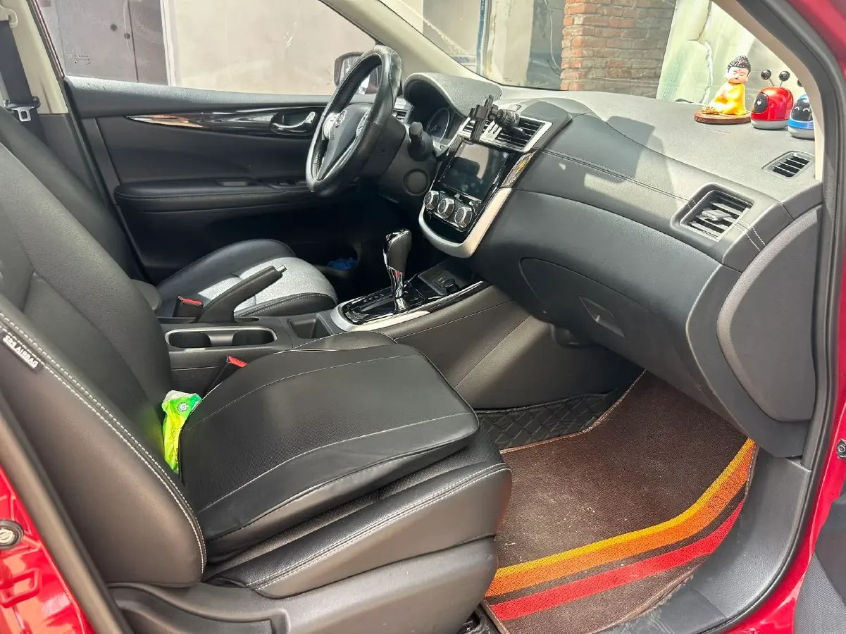 2021 Nissan Tiida 1.6L 122HP L4 CVT,autocango,china used car exporter,china ev exporter,chinese used car exporter,chinese used ev exporter